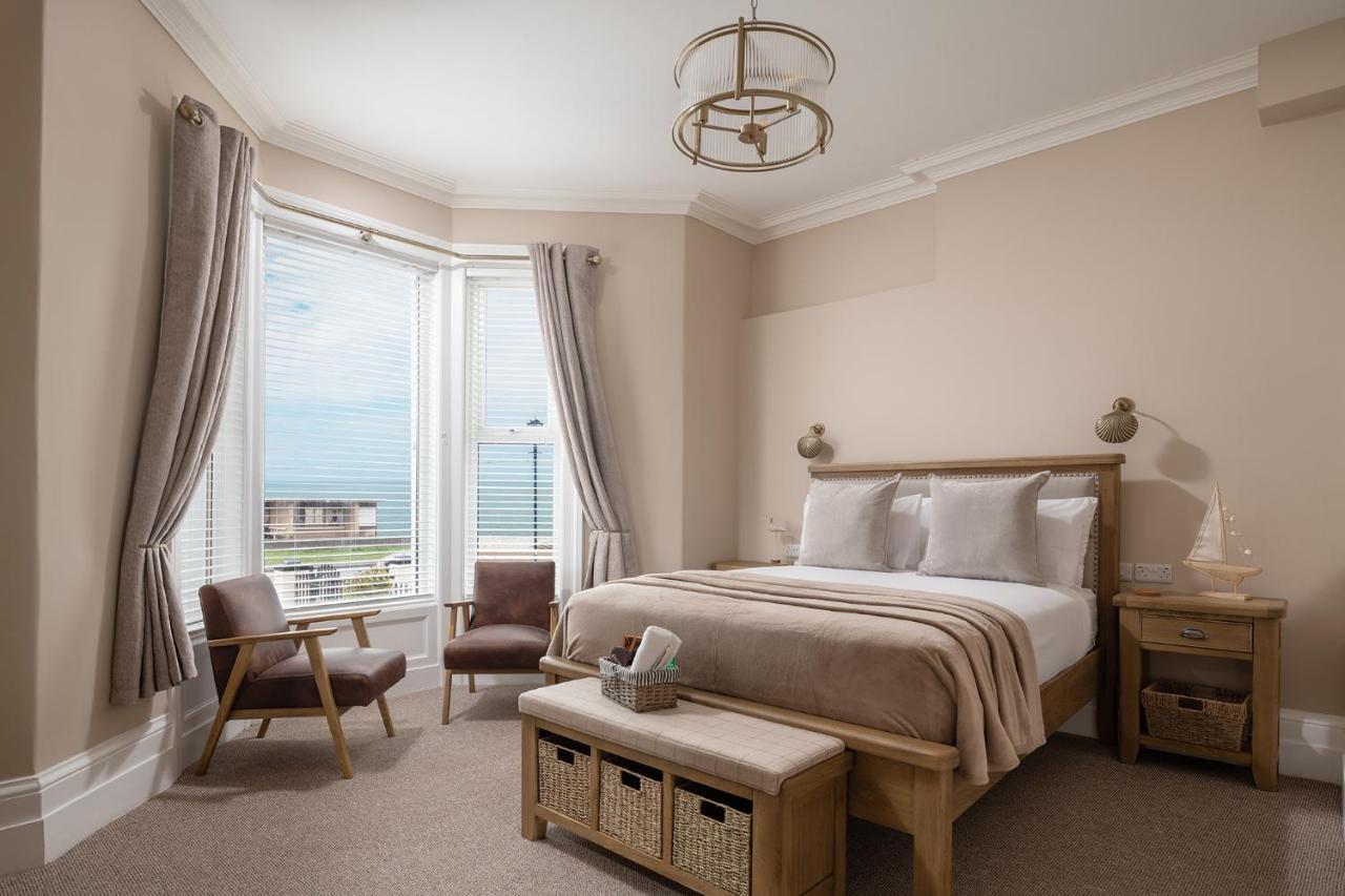 Bed and Breakfast Pebble House Лландидно Екстер'єр фото